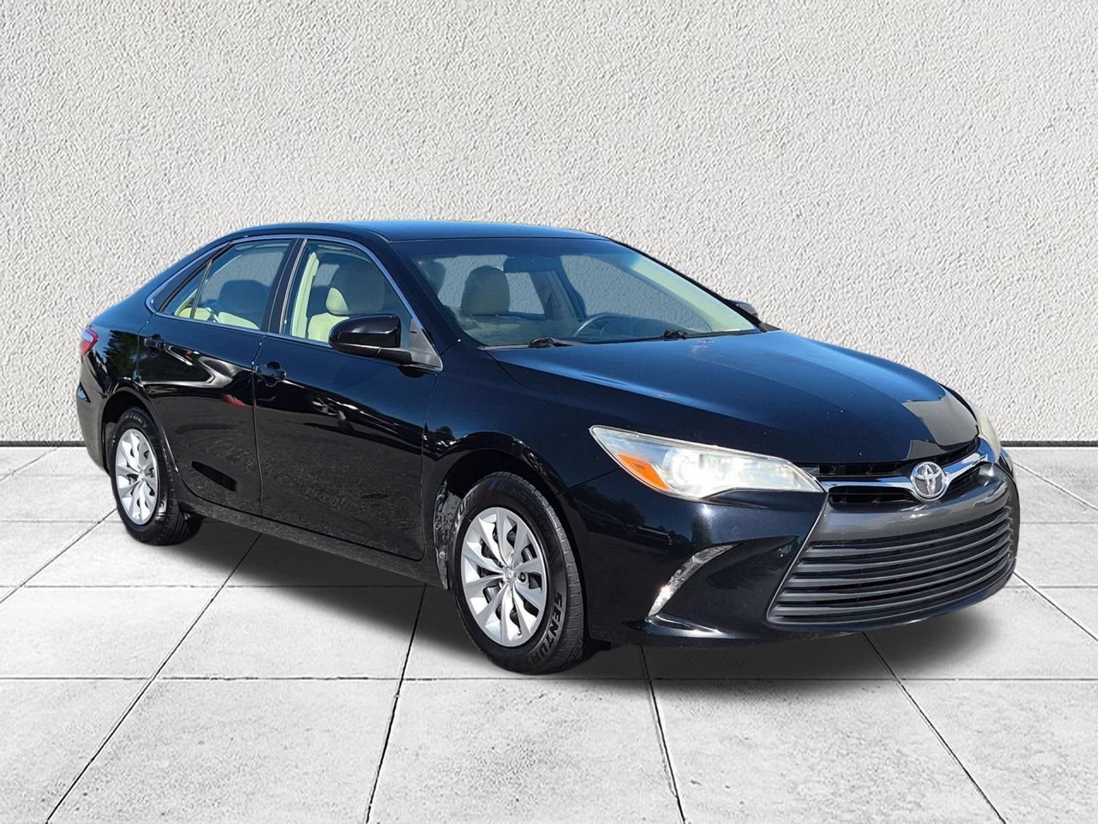 Used 2016 Toyota Camry LE
