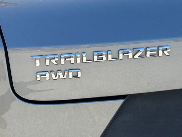 Used 2024 Chevrolet TrailBlazer LT w/ LT Cold Weather Package image 10