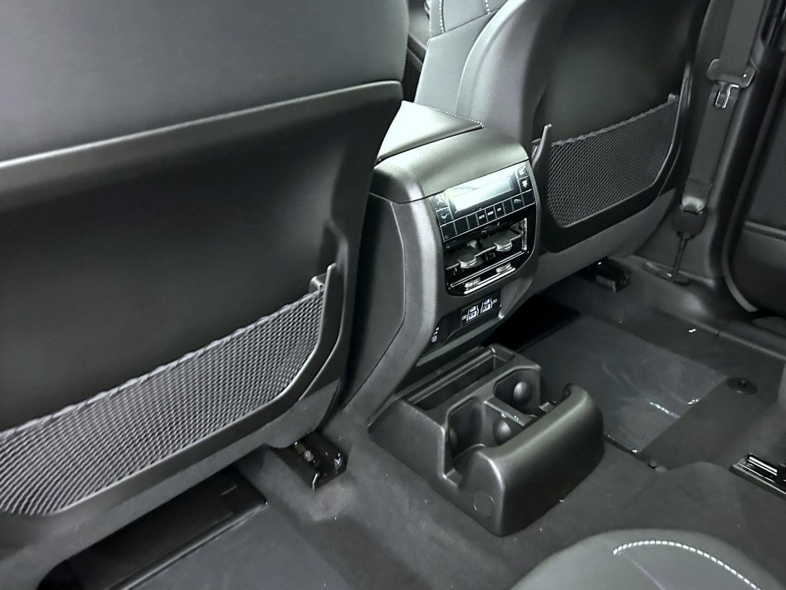 New 2026 Jeep Grand Cherokee L Laredo AWD/4WD image 23