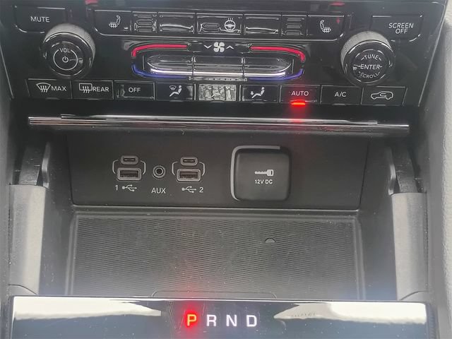Used 2025 Jeep Grand Cherokee L Altitude RWD image 43