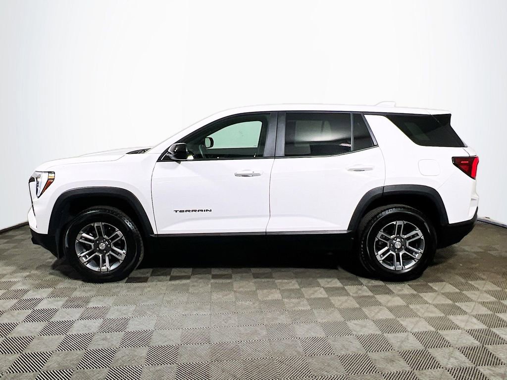 Used 2026 GMC Terrain Elevation image 4