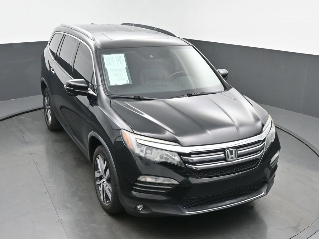 Used 2017 Honda Pilot Touring image 47