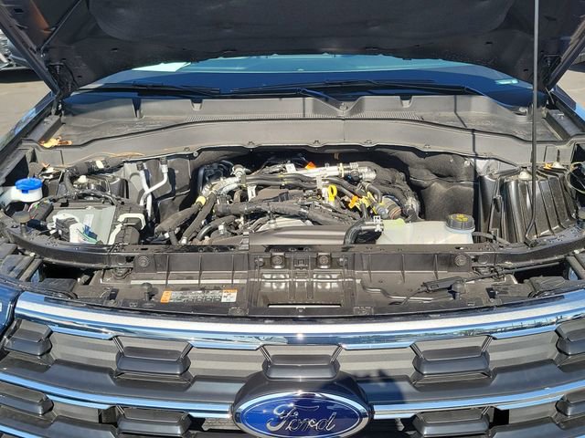 Used 2025 Ford Explorer Active RWD image 25