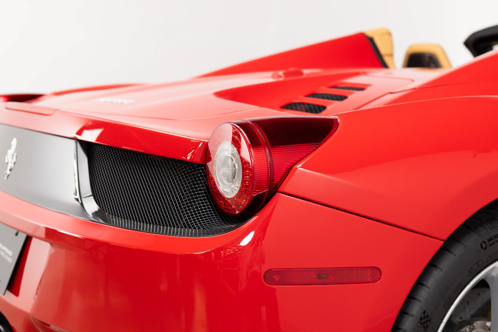 Certified 2014 Ferrari 458 Spider RWD image 41