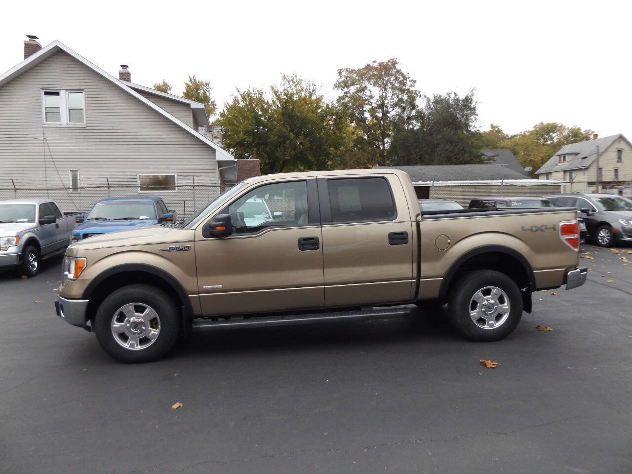 Used 2013 Ford F150 XLT w/ Mid Equipment Group image 11