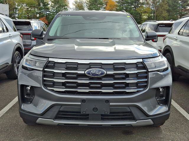 New 2026 Ford Explorer Active image 2