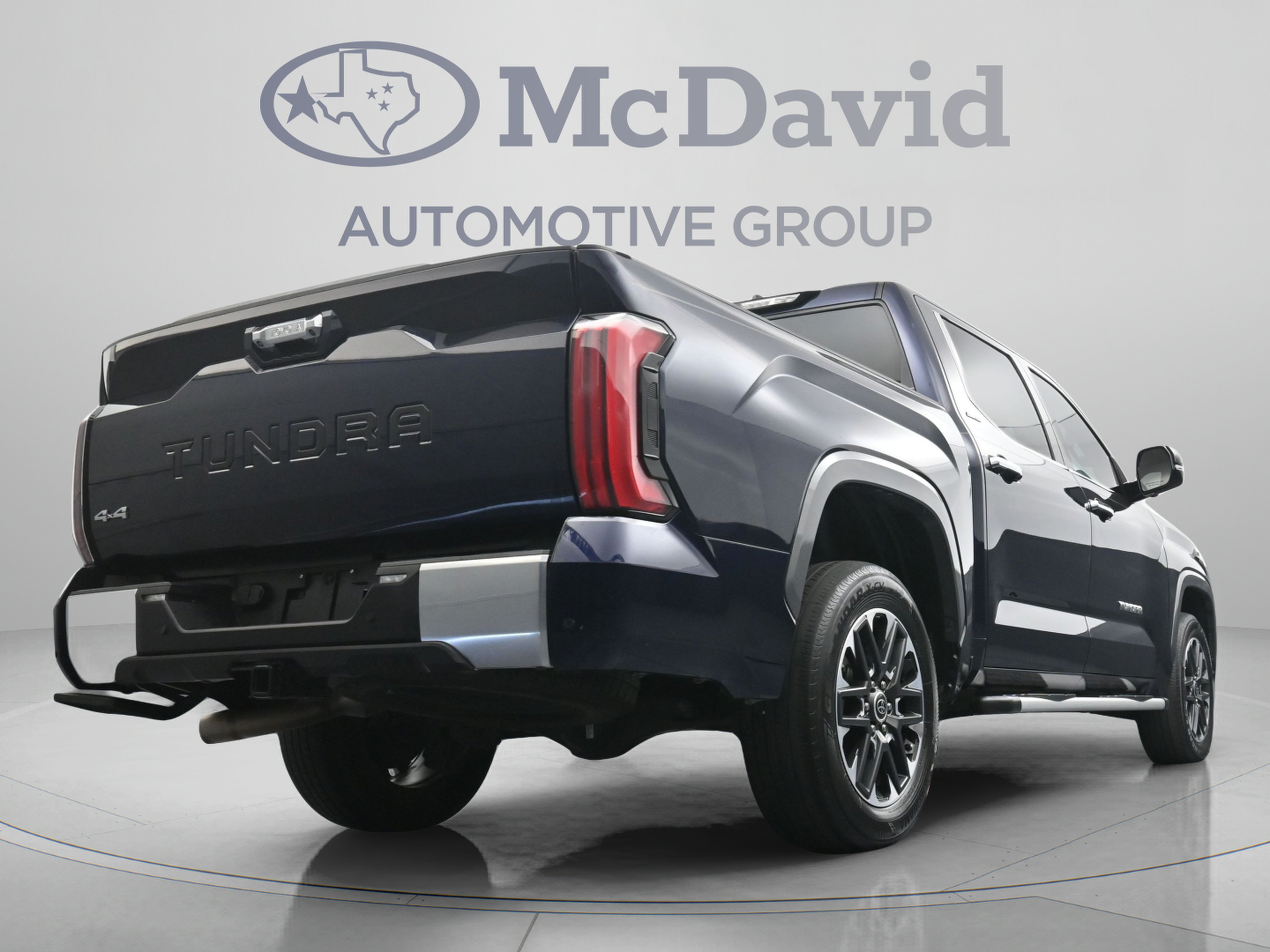Used 2023 Toyota Tundra Limited AWD/4WD image 30