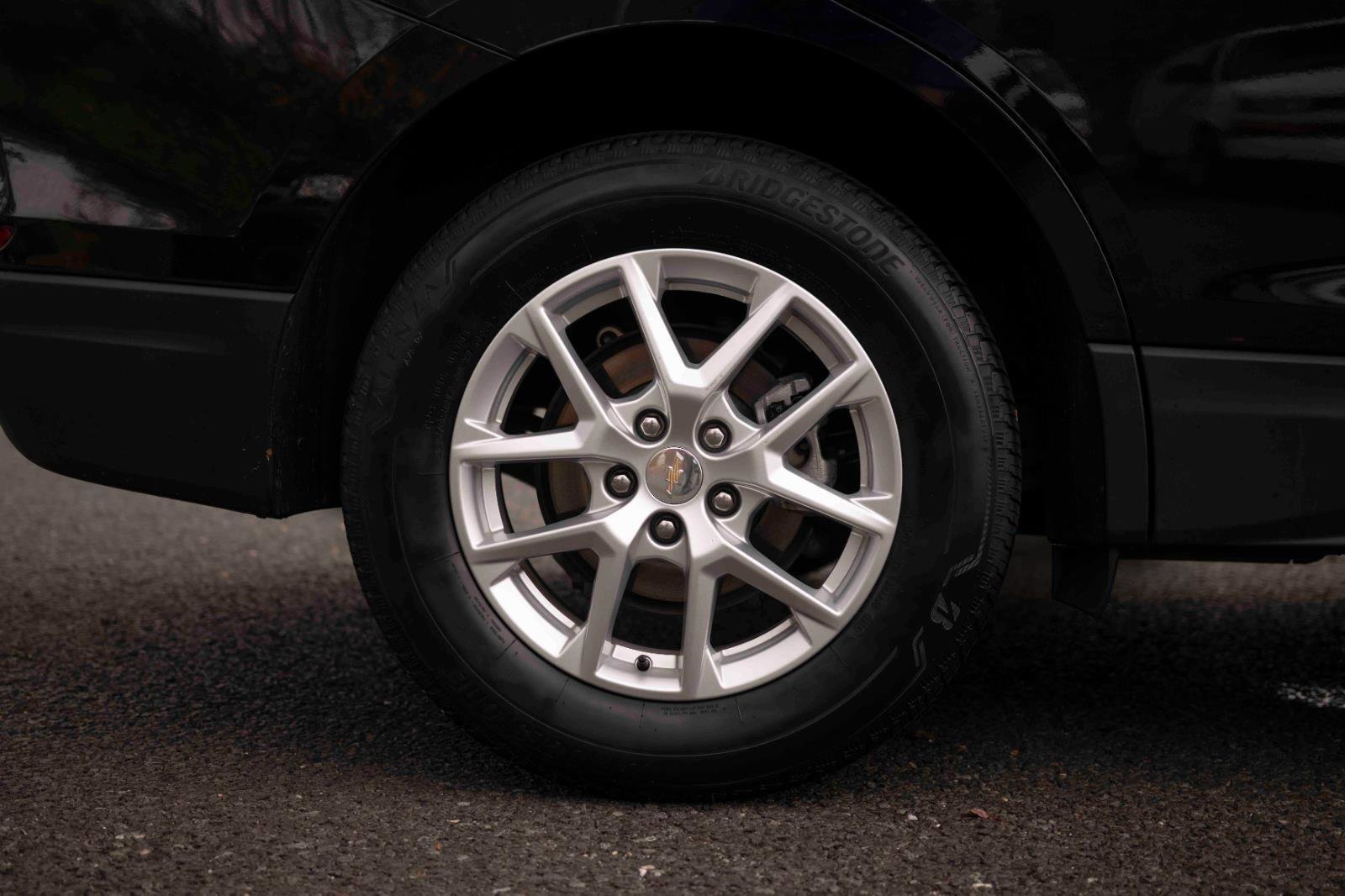 Used 2024 Chevrolet Equinox LT image 24