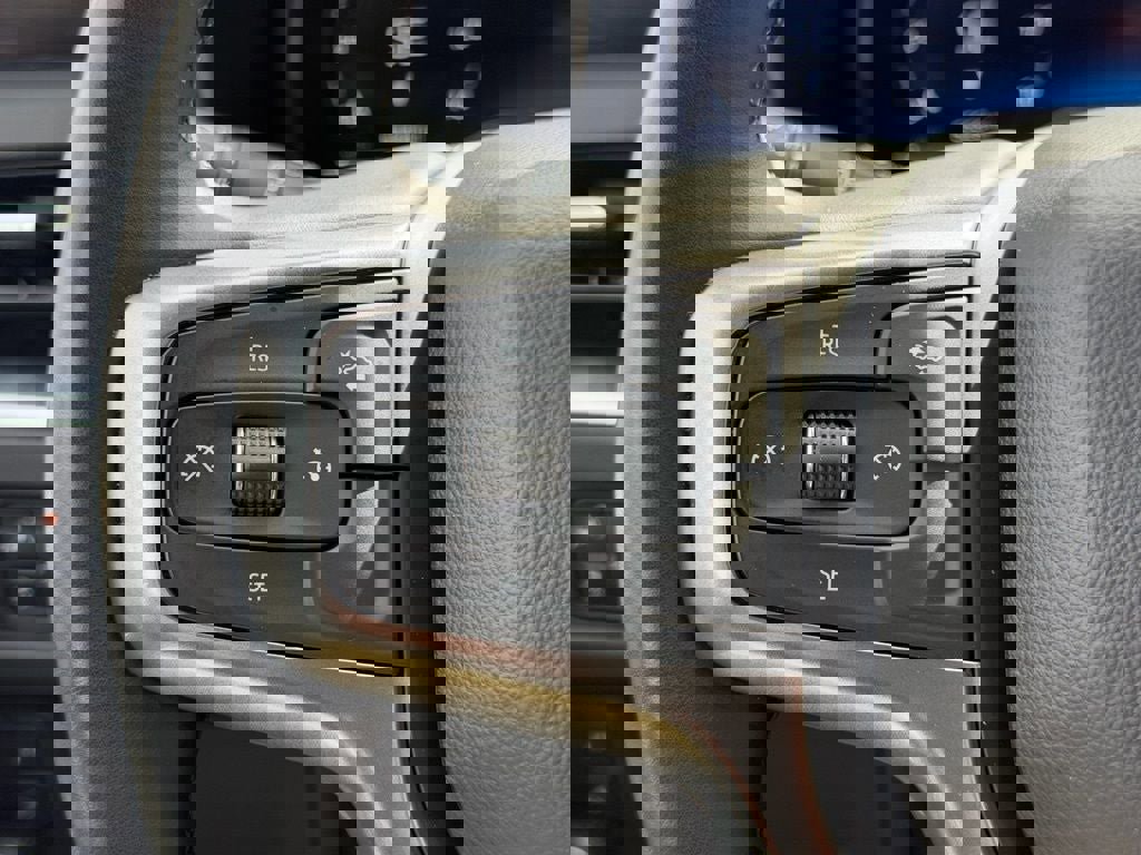 Used 2024 Chevrolet Tahoe LT image 33