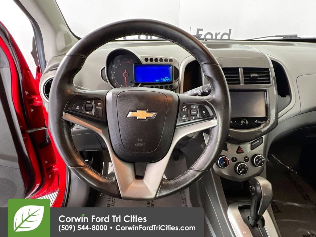 Used 2015 Chevrolet Sonic LTZ FWD image 8