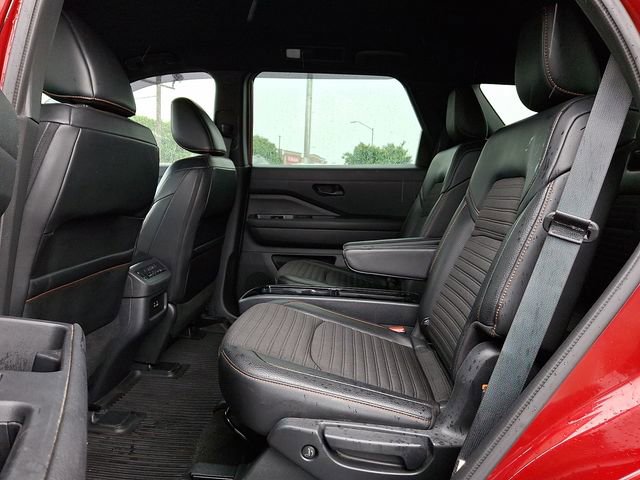 Used 2024 Nissan Pathfinder Rock Creek AWD/4WD image 11