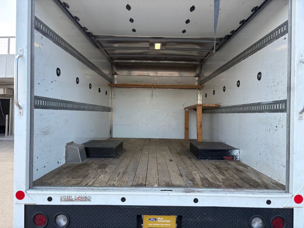Used 2023 Ford E-450 and Econoline 450 Super Duty w/ Driver's Safety Package RWD image 26