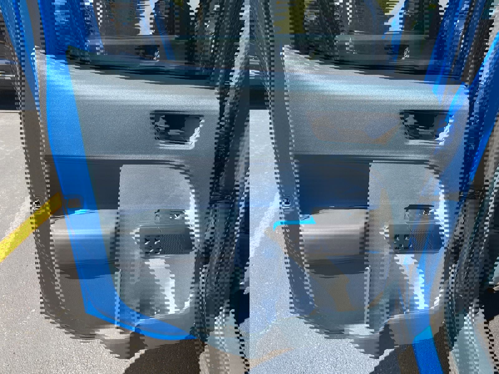 New 2025 Ford Maverick XLT w/ XLT Luxury Package image 9