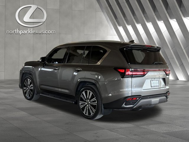 Certified 2025 Lexus LX 700h Luxury AWD/4WD image 2