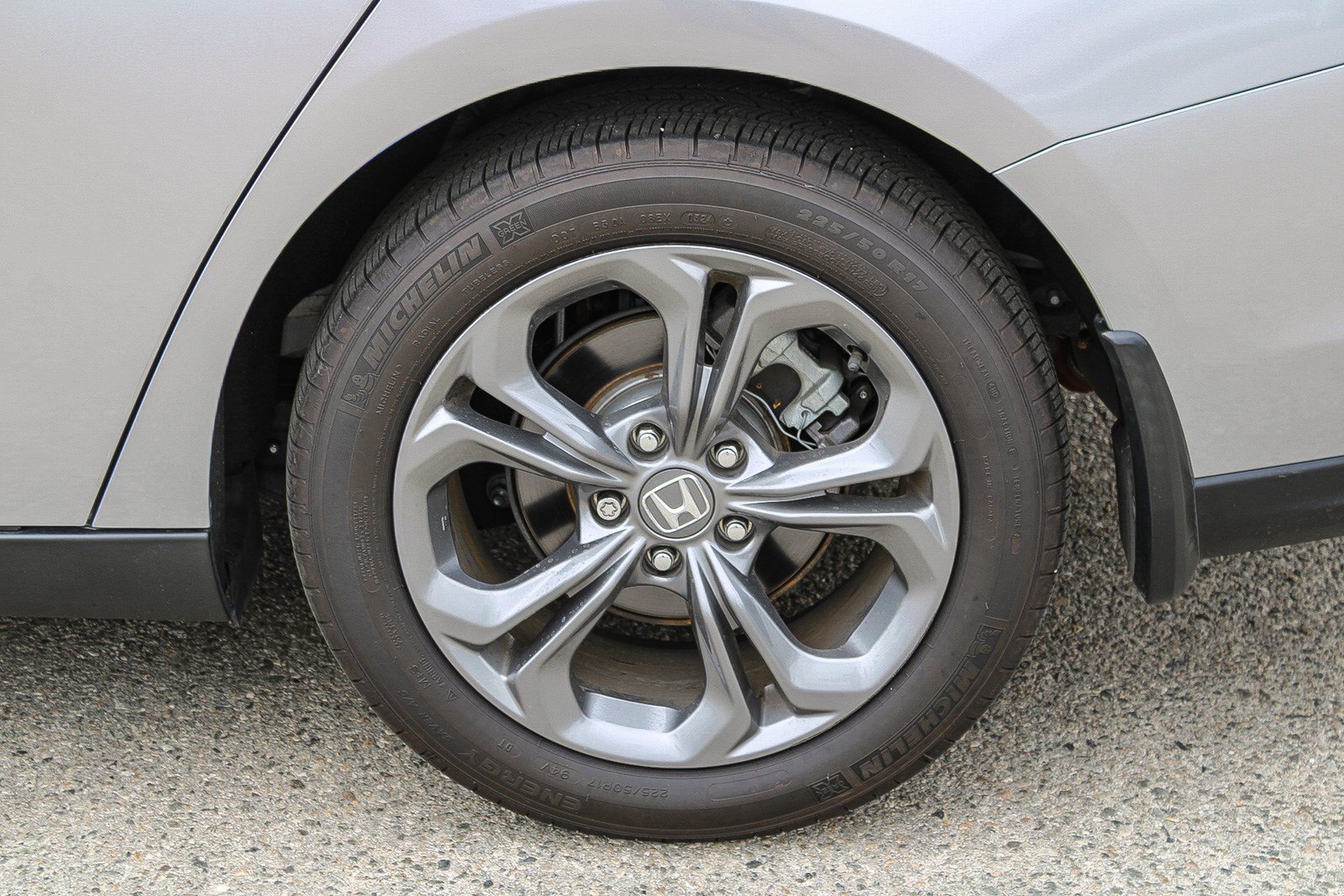 Certified 2024 Honda Accord EX image 12
