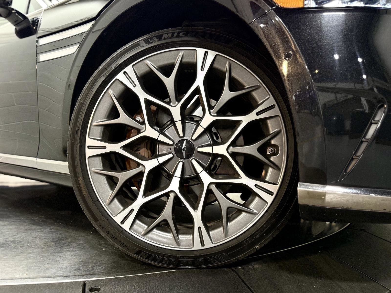Used 2023 Genesis G90 3.5T AWD/4WD image 10