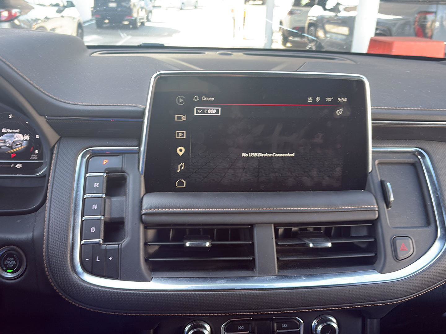 Used 2023 GMC Yukon XL AT4 w/ AT4 Premium Package AWD/4WD image 19