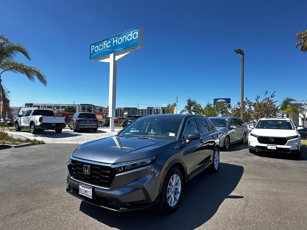 Used 2023 Honda CR-V EX image 2