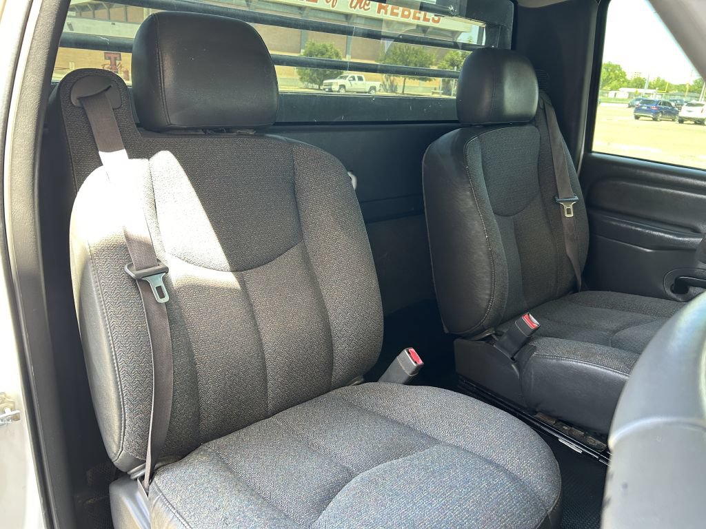 Used 2007 Chevrolet Silverado 3500 2WD Regular Cab image 10
