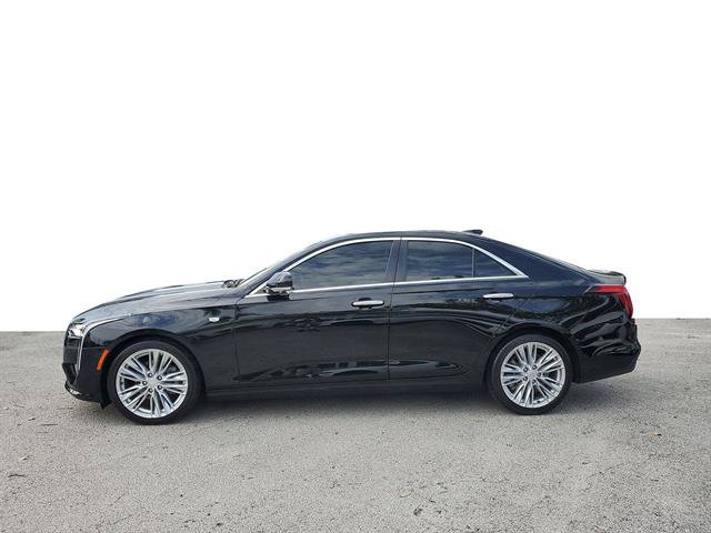 Used 2022 Cadillac CT4 Premium Luxury RWD image 2