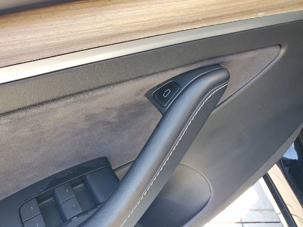Used 2022 Tesla Model 3 image 22