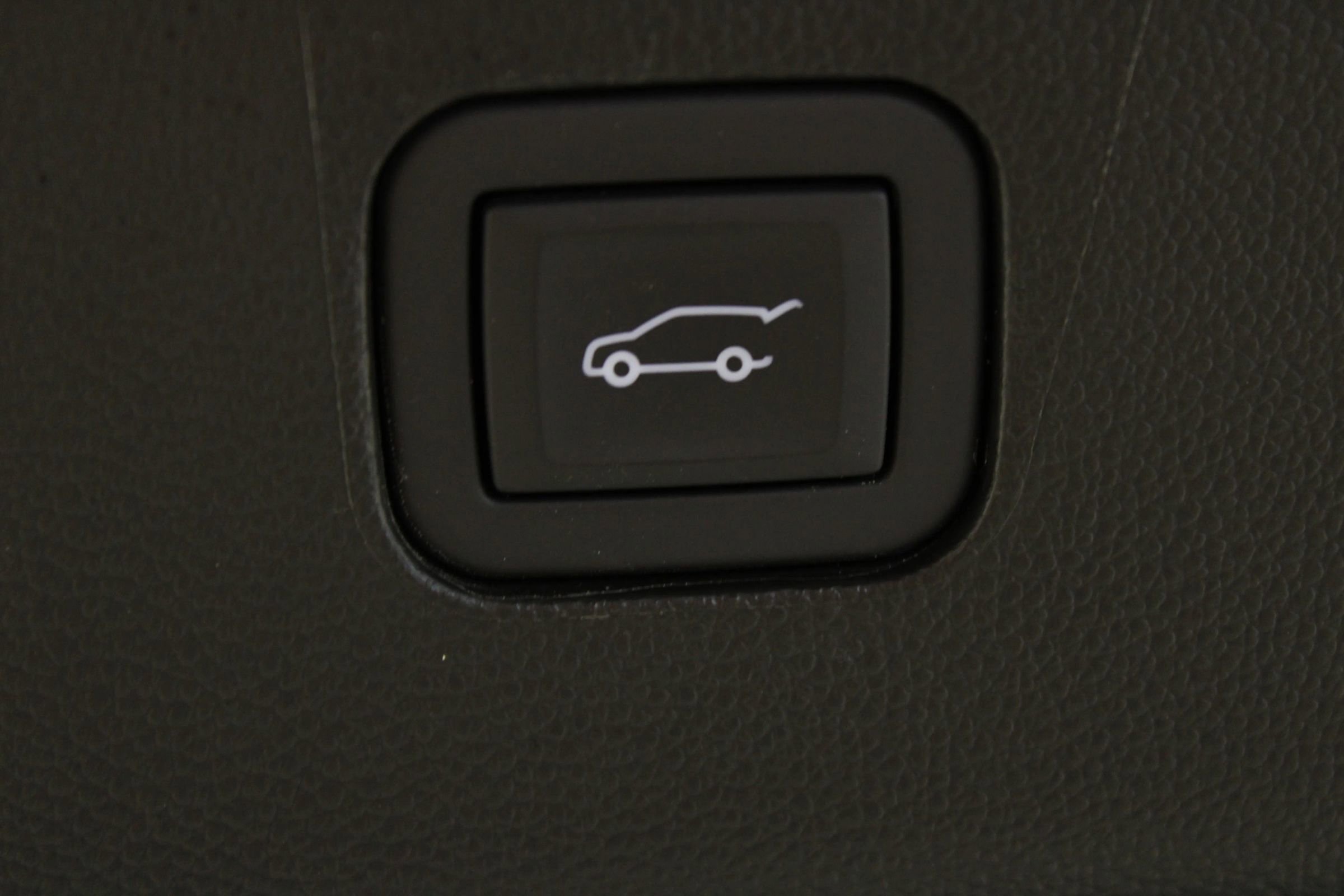 Used 2024 Buick Enclave Essence w/ Experience Buick Package AWD/4WD image 29