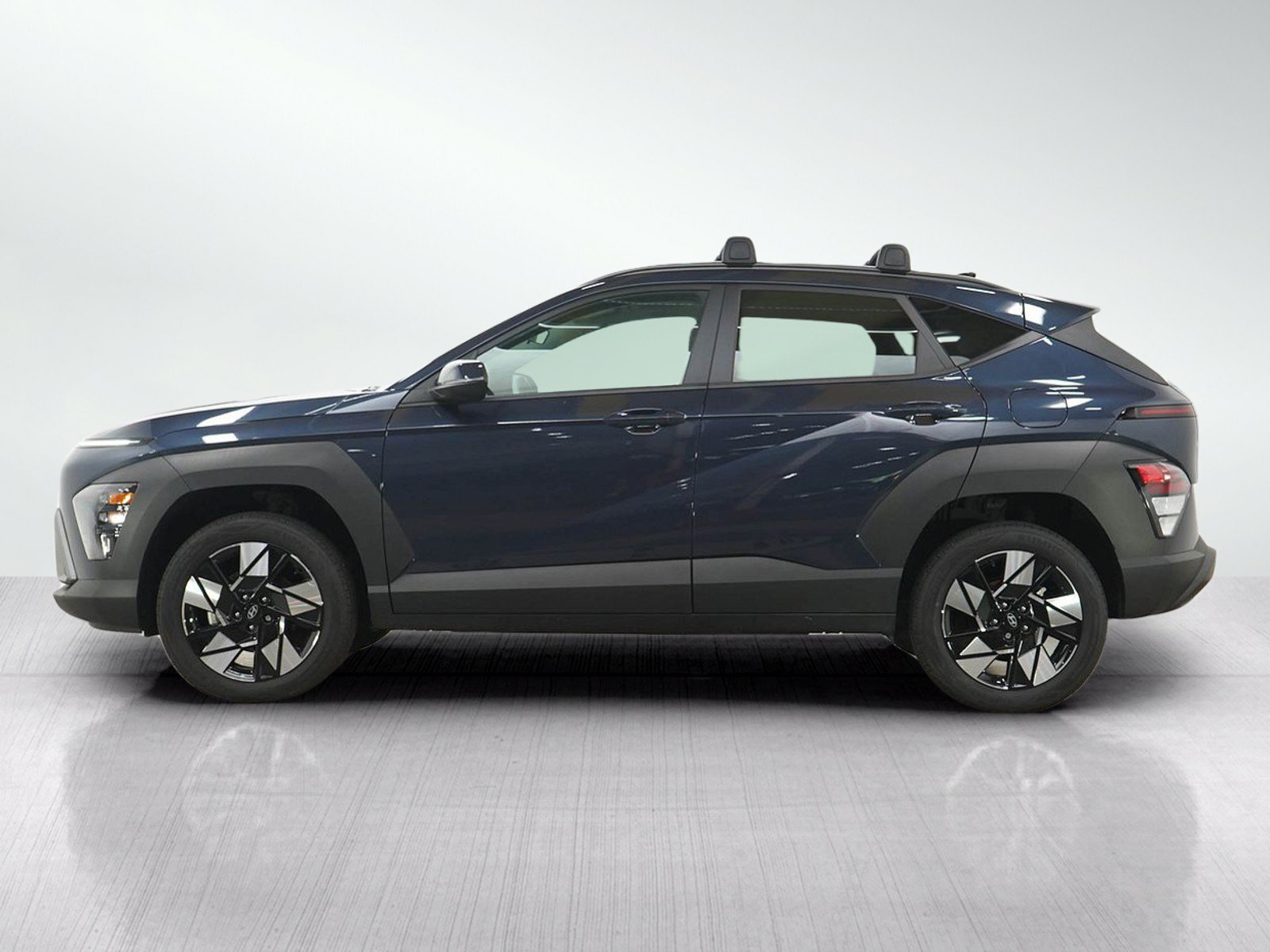 Certified 2024 Hyundai Kona SEL AWD/4WD image 2