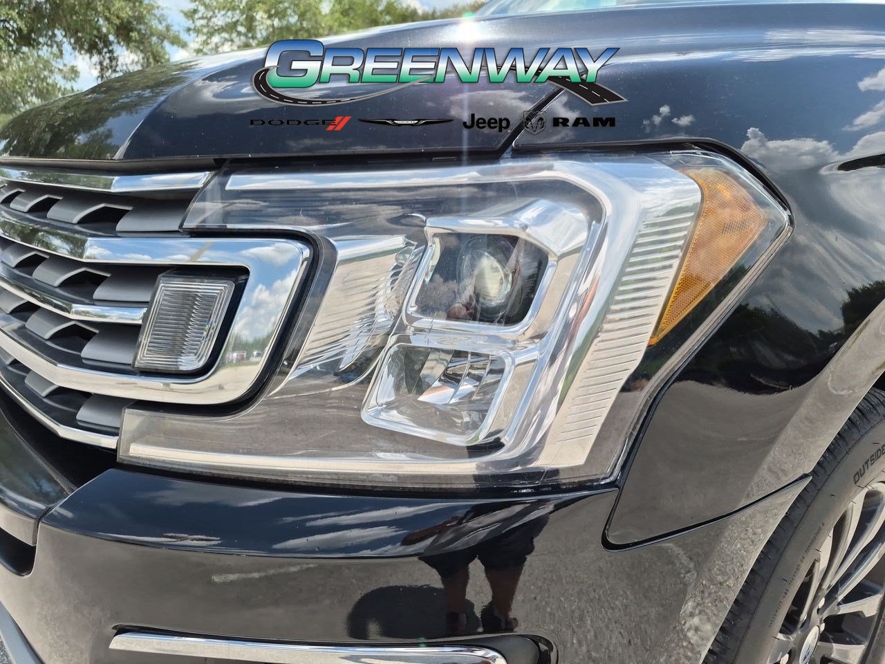 Used 2021 Ford Expedition Max Limited RWD image 5