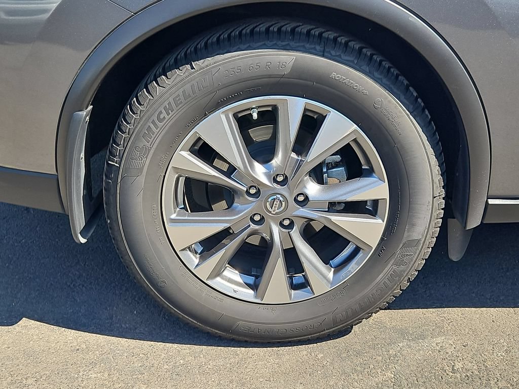 Used 2016 Nissan Murano S AWD/4WD image 9