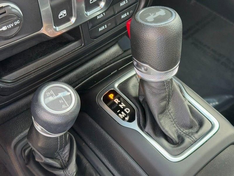 Used 2022 Jeep Wrangler Sport S image 41