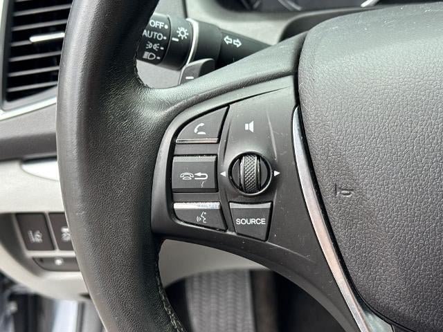 Used 2015 Acura TLX w/ Technology Package FWD image 19