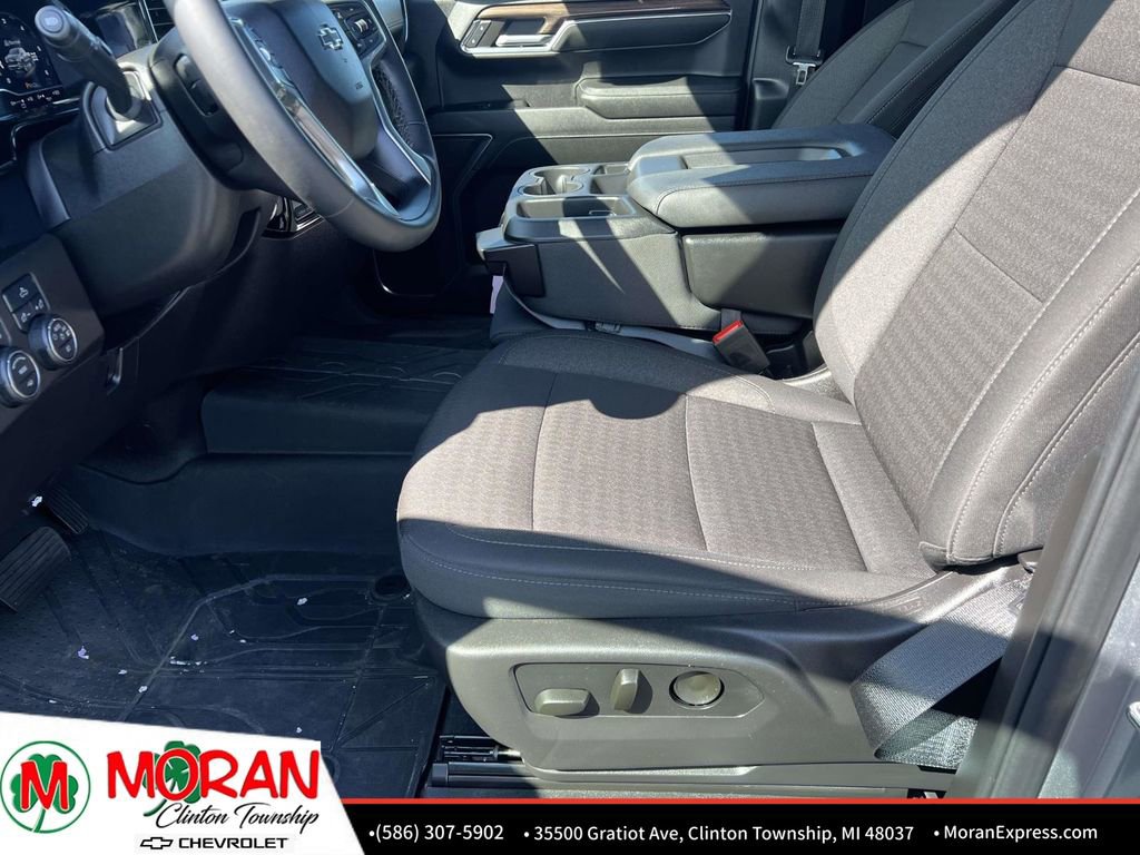 Used 2024 Chevrolet Silverado 1500 RST w/ Protection Package image 18