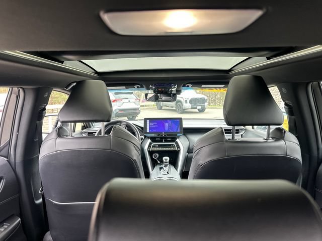 Certified 2024 Toyota Venza Limited AWD/4WD image 16