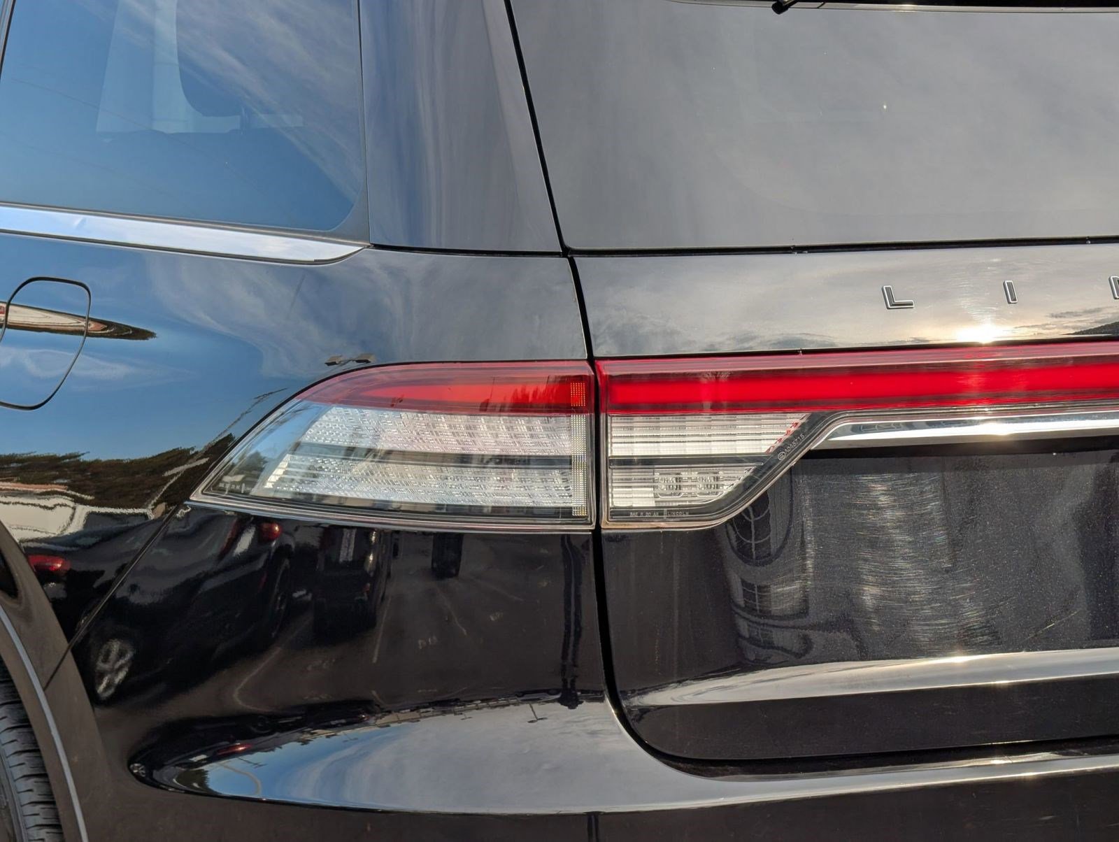 Used 2022 Lincoln Aviator Black Label w/ Dynamic Handling Package image 13