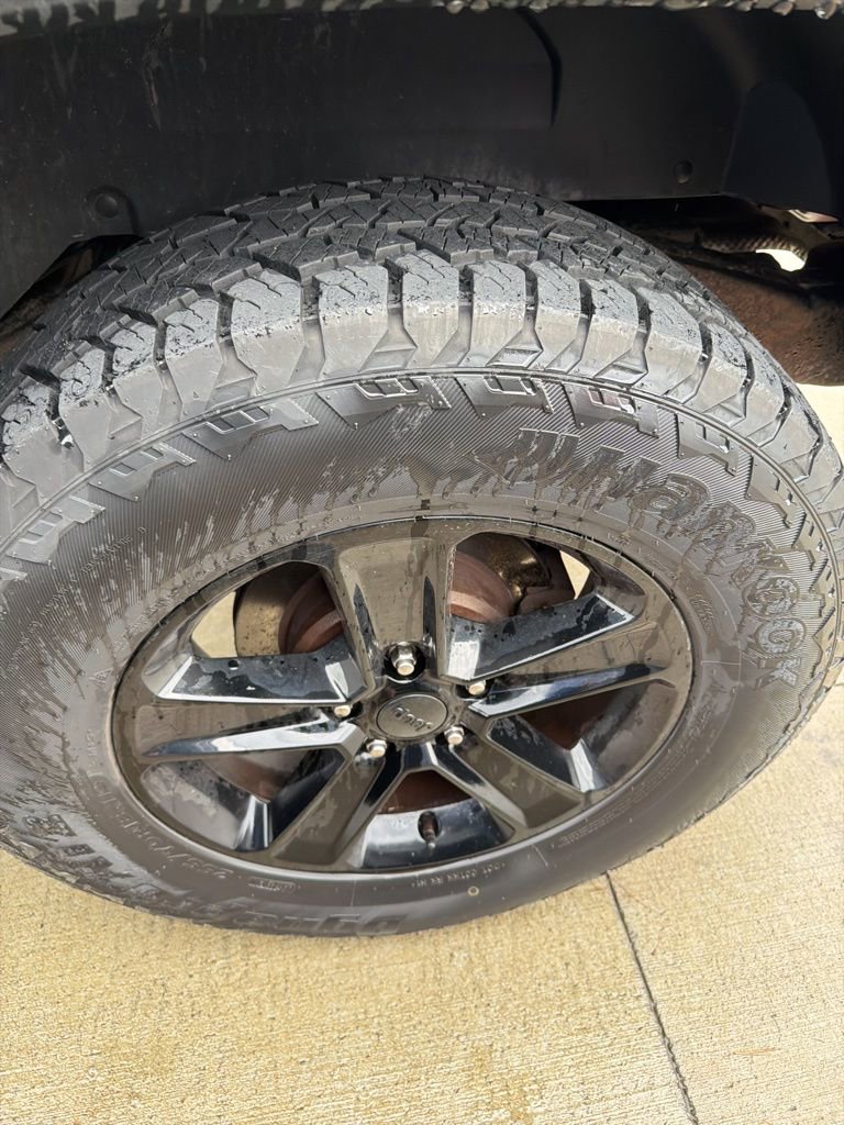 Used 2008 Jeep Wrangler X image 14