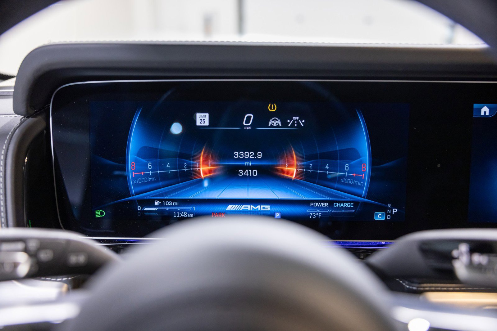 Used 2025 Mercedes-Benz G 63 AMG 4MATIC image 34