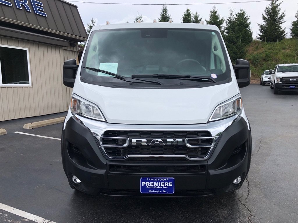 Used 2025 RAM ProMaster 2500 w/ U-Haul Equipment Group FWD image 9