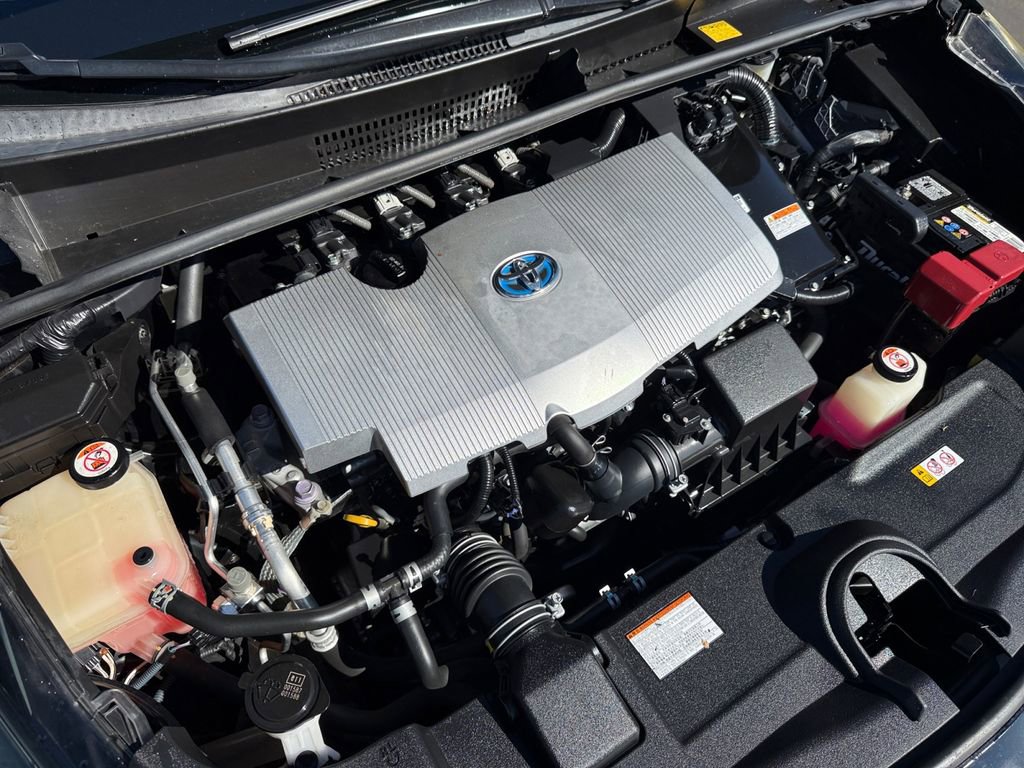 Used 2017 Toyota Prius Three image 20