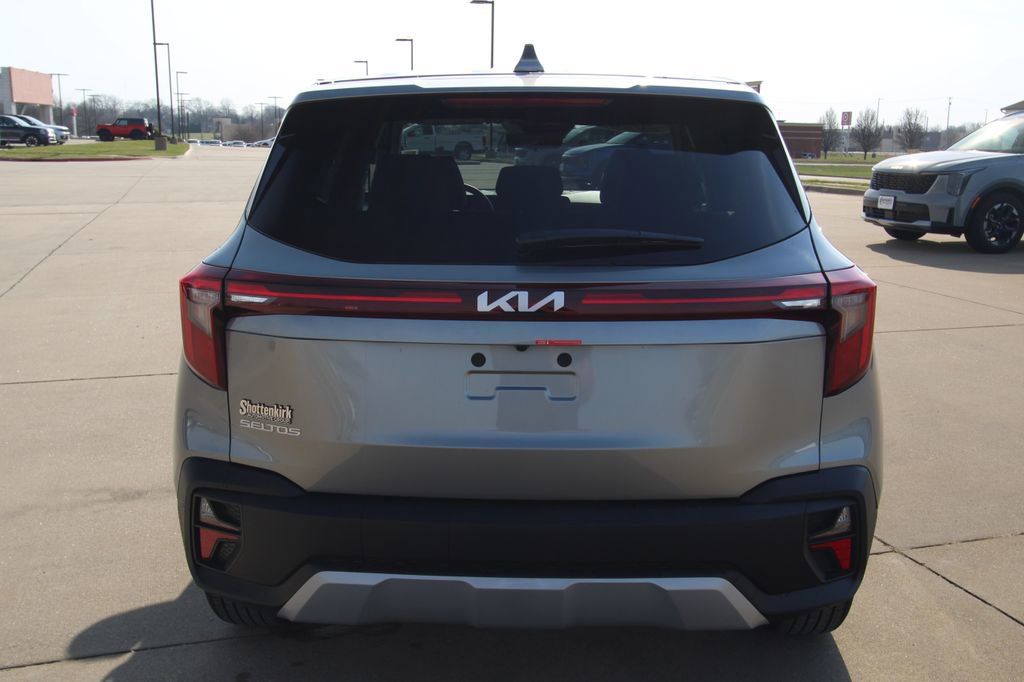 New 2026 Kia Seltos LX image 13
