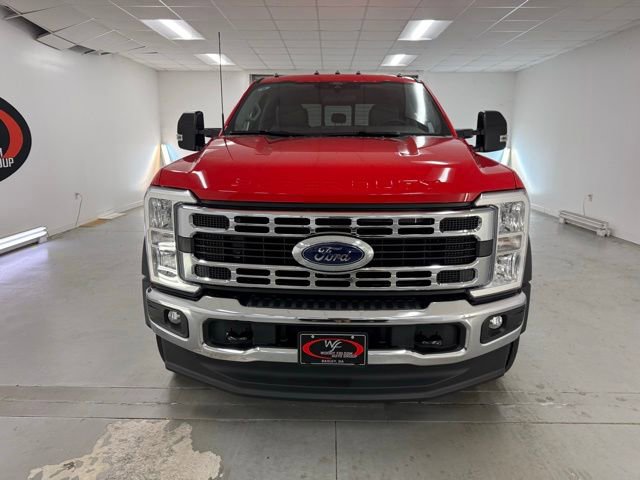 New 2026 Ford F450 XL w/ XL Chrome Package image 2