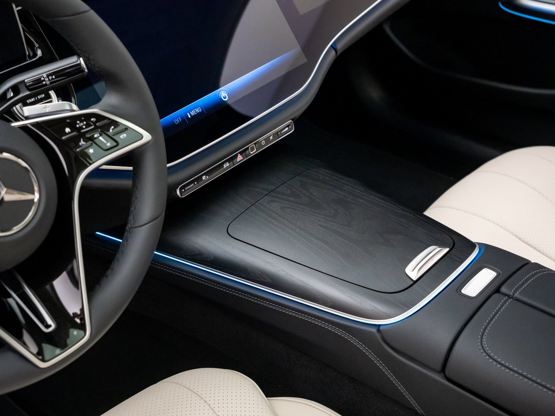 New 2026 Mercedes-Benz E 350 4MATIC Sedan image 12