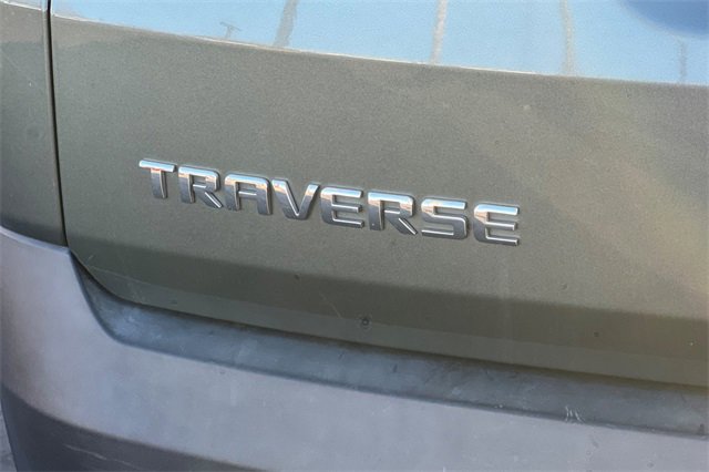 Used 2023 Chevrolet Traverse LT image 37