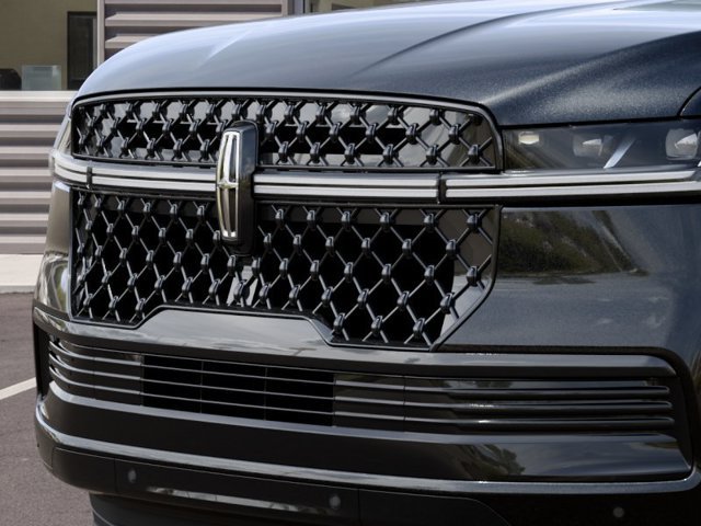 New 2027 Lincoln Navigator L Reserve w/ Jet Appearance Package RWD image 17