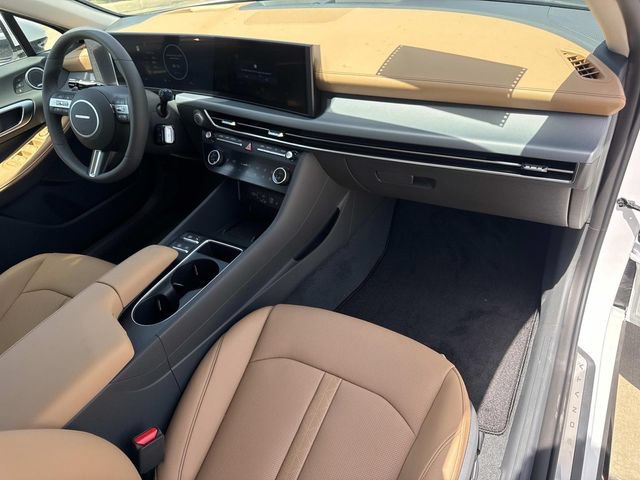 New 2026 Hyundai Sonata Limited FWD image 16