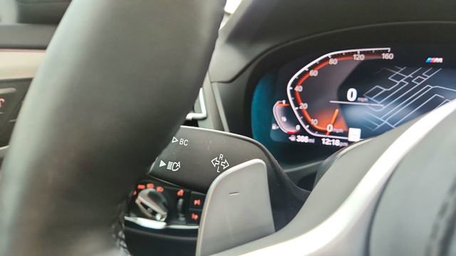 Used 2025 BMW X4 xDrive30i image 43