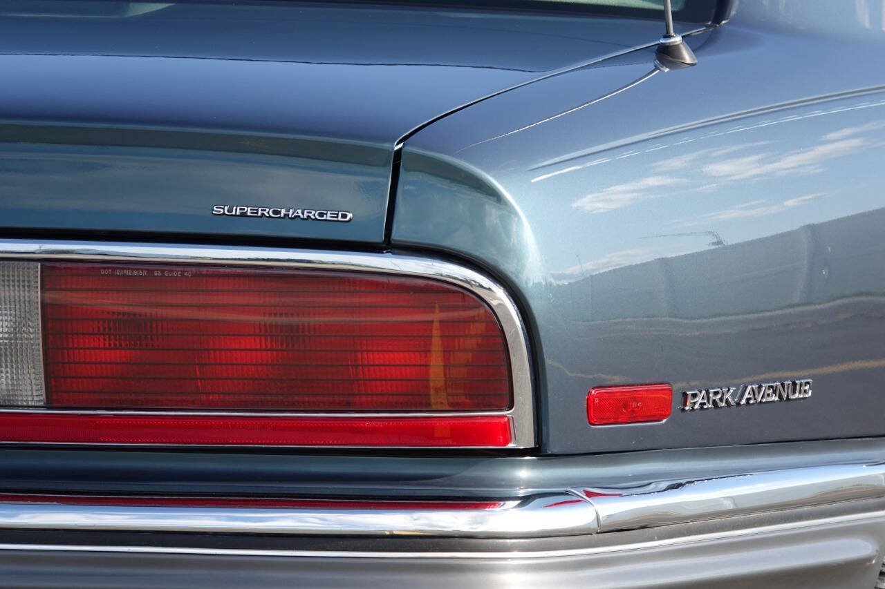 Used 1993 Buick Park Avenue Ultra FWD image 53