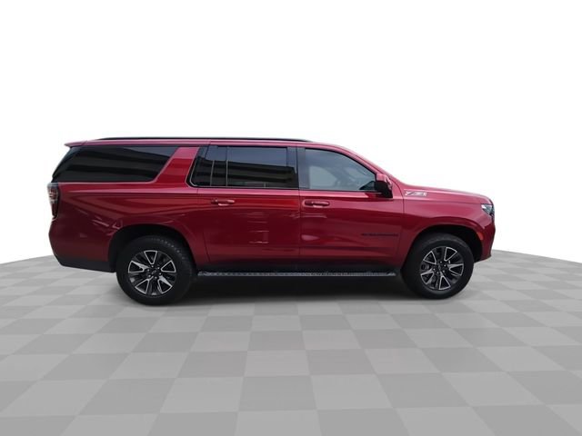 Used 2021 Chevrolet Suburban Z71 AWD/4WD image 9
