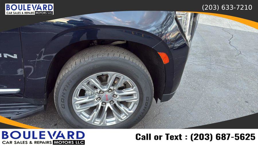 Used 2021 GMC Yukon SLT w/ SLT Premium Package image 12