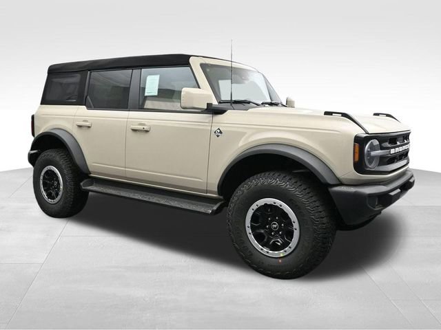 New 2025 Ford Bronco Outer Banks w/ Sasquatch Package image 2