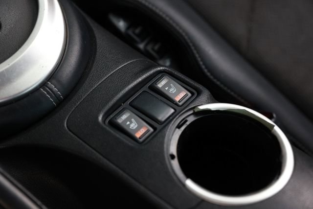 Used 2013 Nissan 370Z Touring RWD image 40
